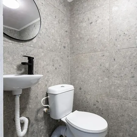 Apartment New 12 Sqm Bucharest